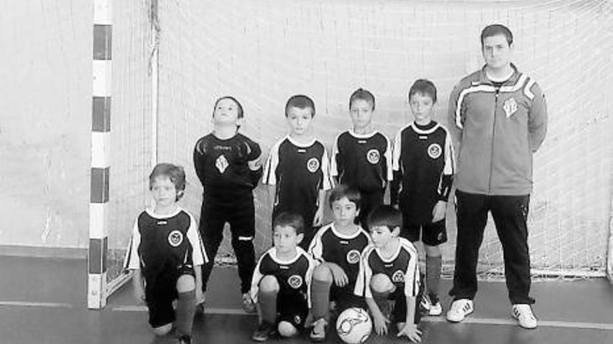 Equipo prebenjamín del Lenense.