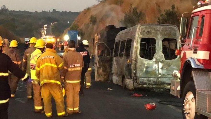 Un accidente de tráfico en México deja al menos 14 muertos y 12 heridos