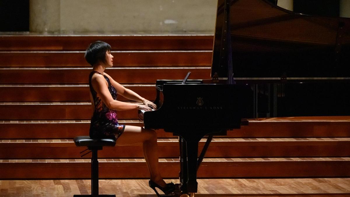 La pianista china Yuja Wang en el Palau, anoche.