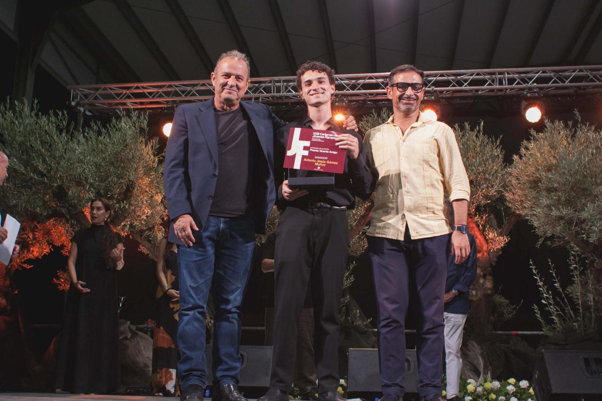 Uno de los ganadores del certamen.