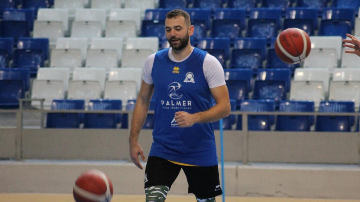 Marinov, último fichaje del Palmer Palma, en un entreno