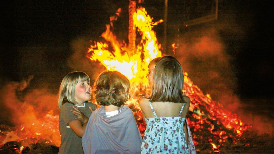 Polo San Xoán a sardiña pinga o pan