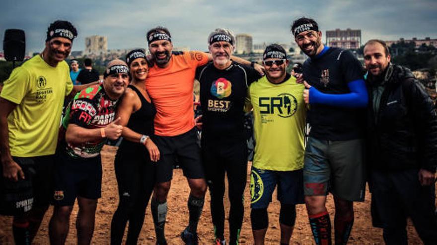 David Casinos, Pirri y Óscar Higares, entre otros, tras finalizar la Spartan Race