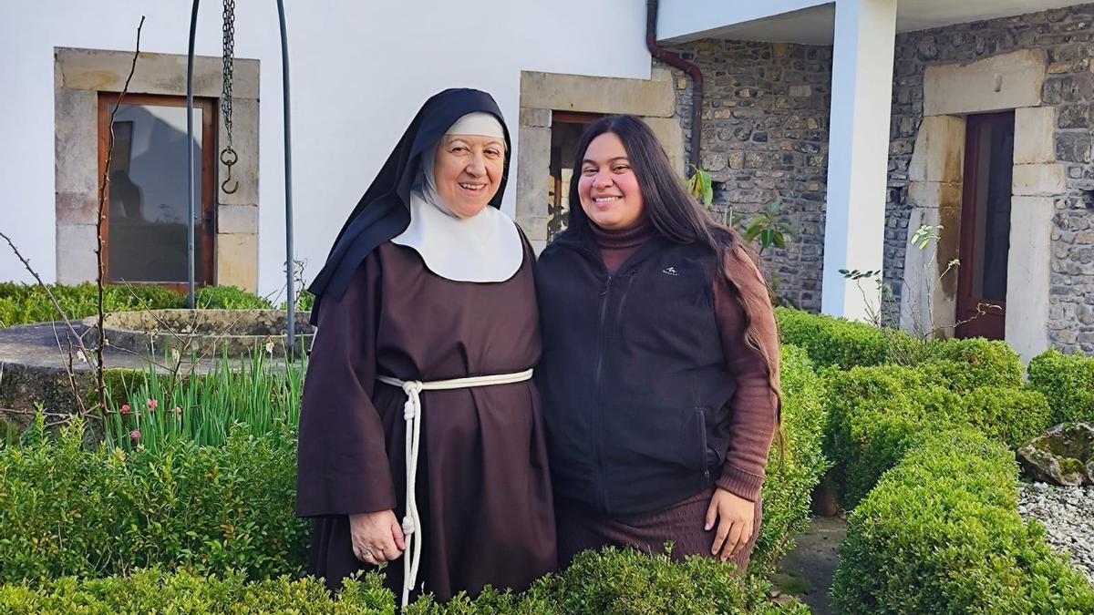 Pela izquierda, María Luisa Picado y Jessica Lima.