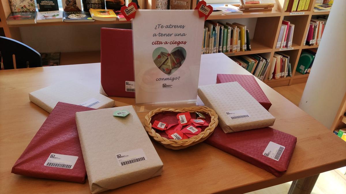 Biblioteca de Llanera ofrece cita a ciegas por San Valentín.