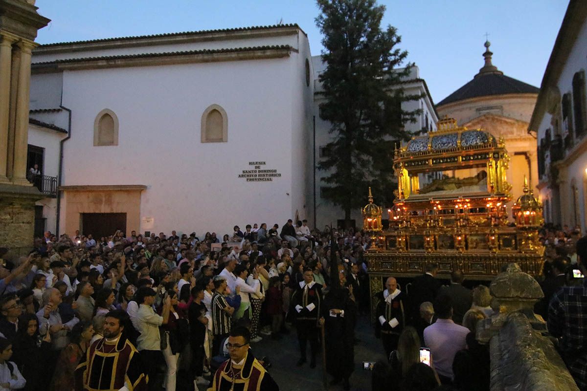 La Hermandad del Sepulcro, en imágenes