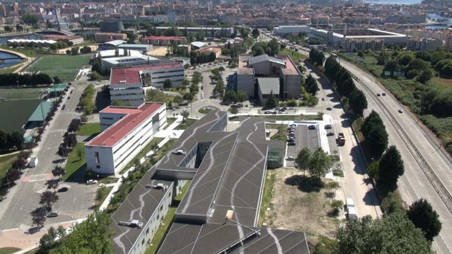 El campus probará una pantalla de madera de 400 metros contra la contaminación acústica