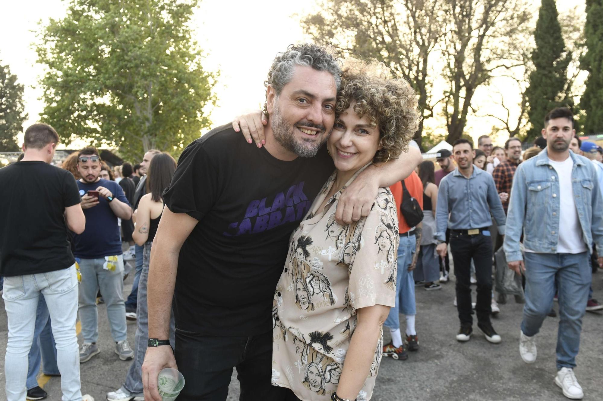 Actuación de Niña Polaca y ambiente en el Warm Up (III)