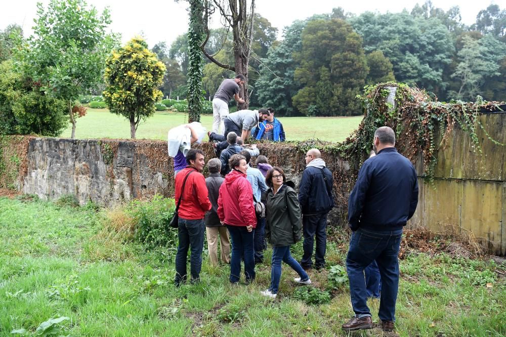 Militantes del BNG ocupan el pazo de Meirás en Sada