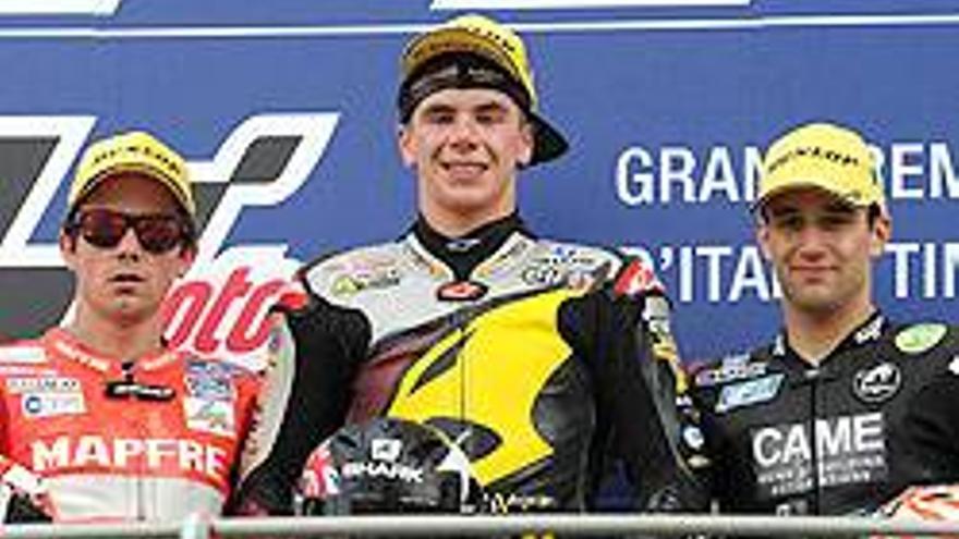 Redding abre hueco en el Mundial de Moto2