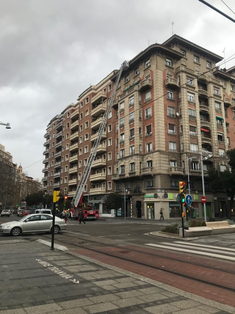 Daños causados por las fuertes rachas de viento registradas en Zaragoza por la borrasca 'Hortensia'