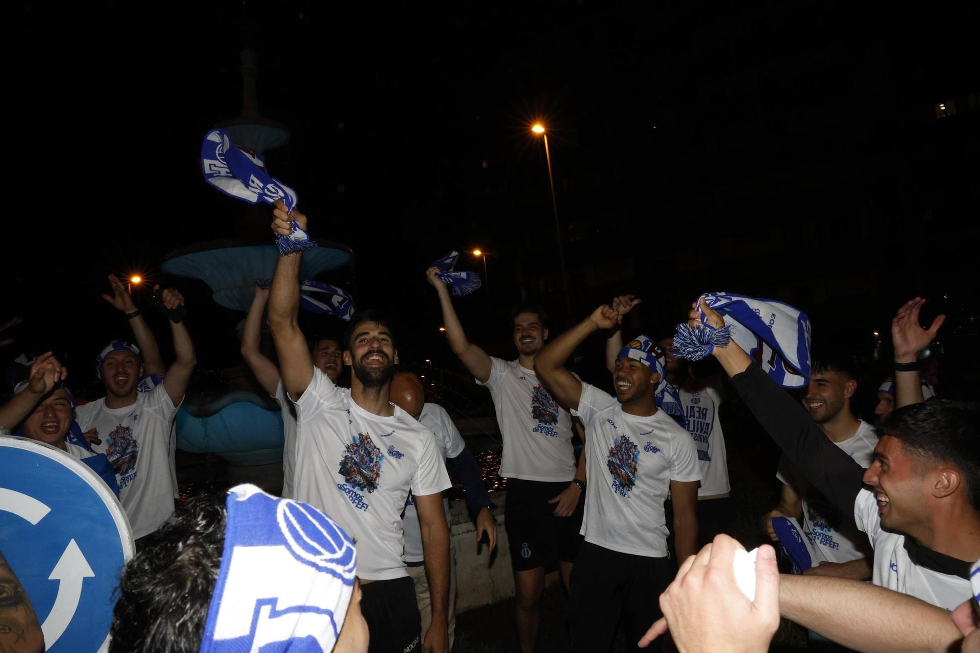 EN IMÁGENES: Locura en las calles de Avilés por el ascenso