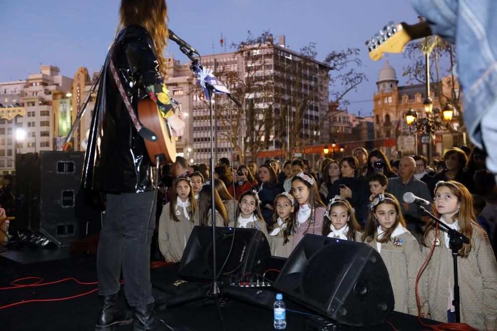 La falla infantil de la plaza del Ayuntamiento, al detalle