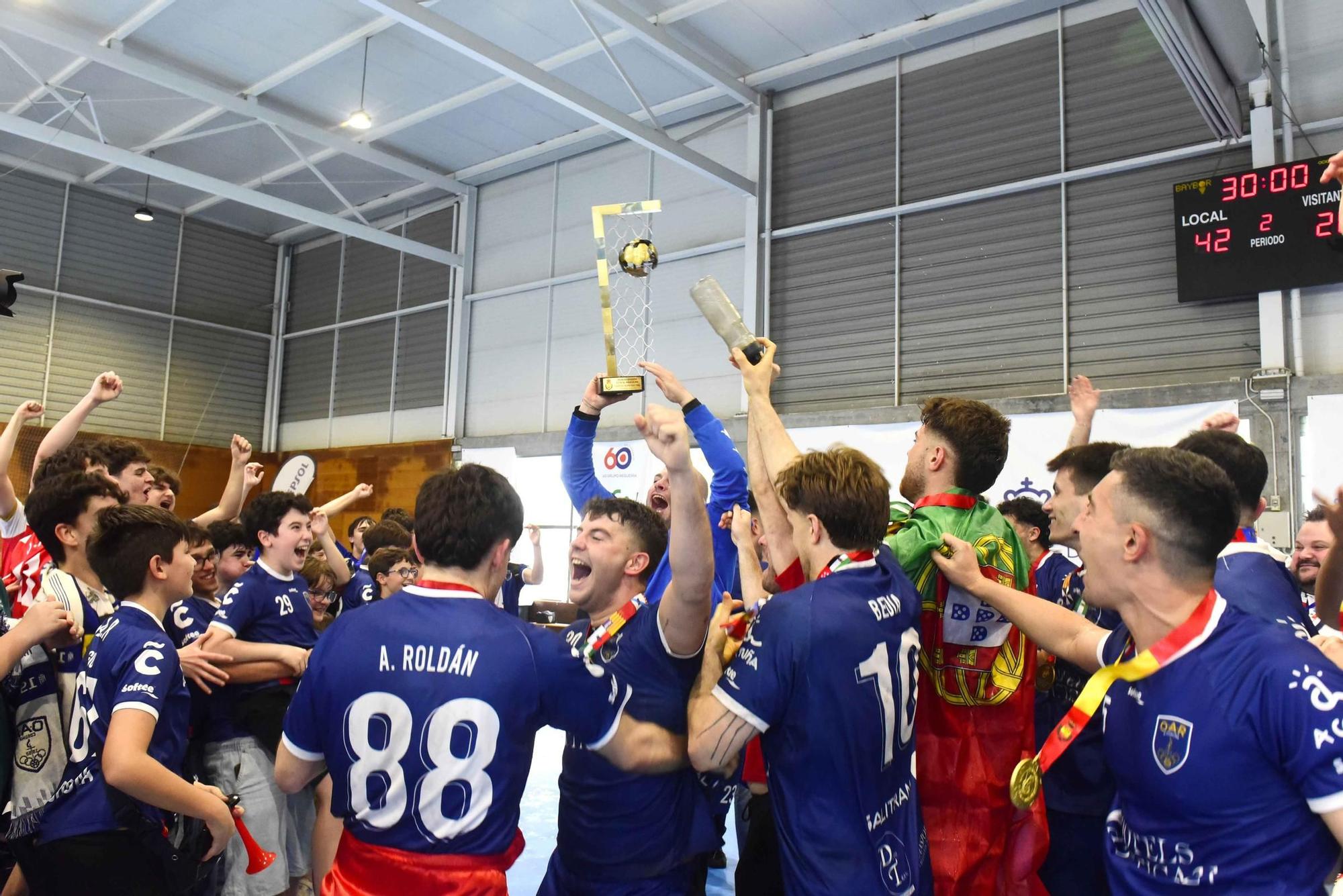 El OAR gana a Lasalle y sube a División de Honor Plata