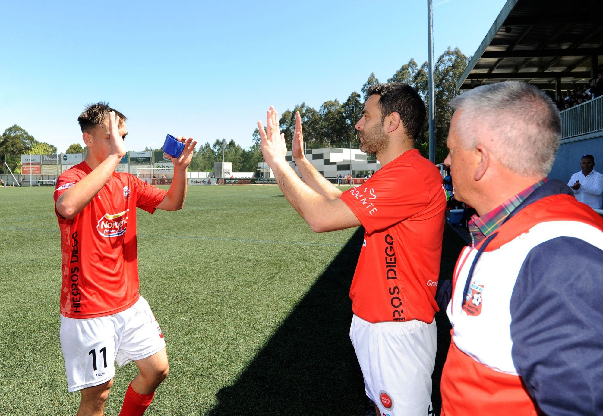 El 'one man club' gallego: Vicente cuelga las botas tras 19 temporadas en el Estradense