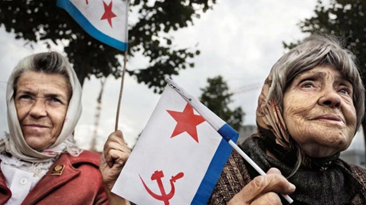 La visita a Moscú ha de comenzar en la Plaza Roja, donde los moscovitas celebran casi todo lo excep