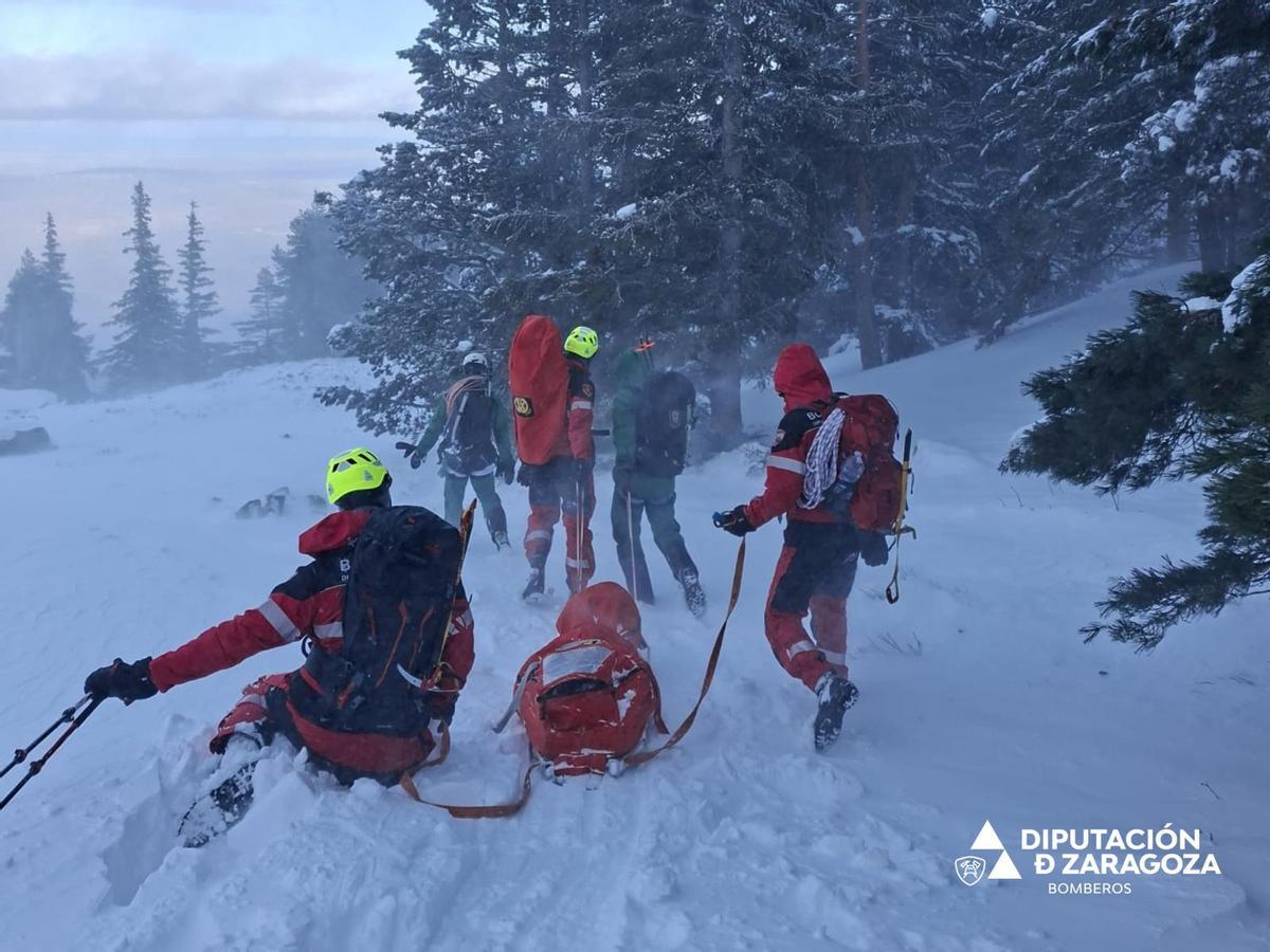 Momento del rescate en el Moncayo.