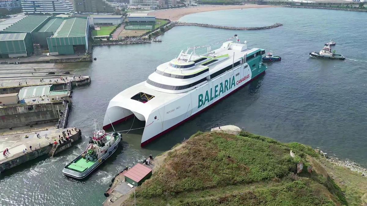 Uno de los barcos de Baleària