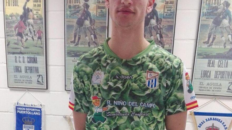 La lechuga, protagonista de la camiseta del Lorca Fútbol Base