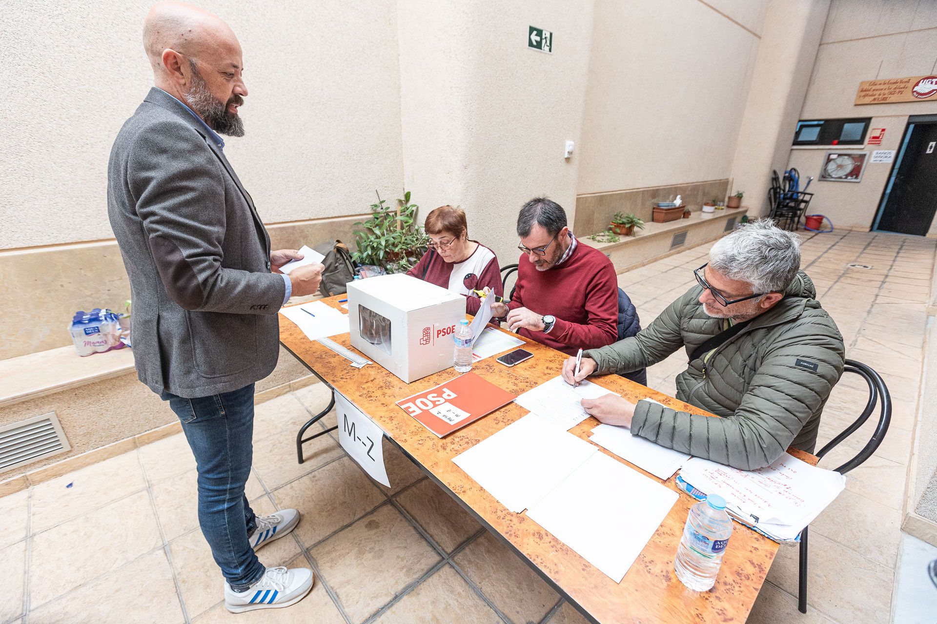 El PSOE de Alicante elige sus delegados para el congreso del PSPV