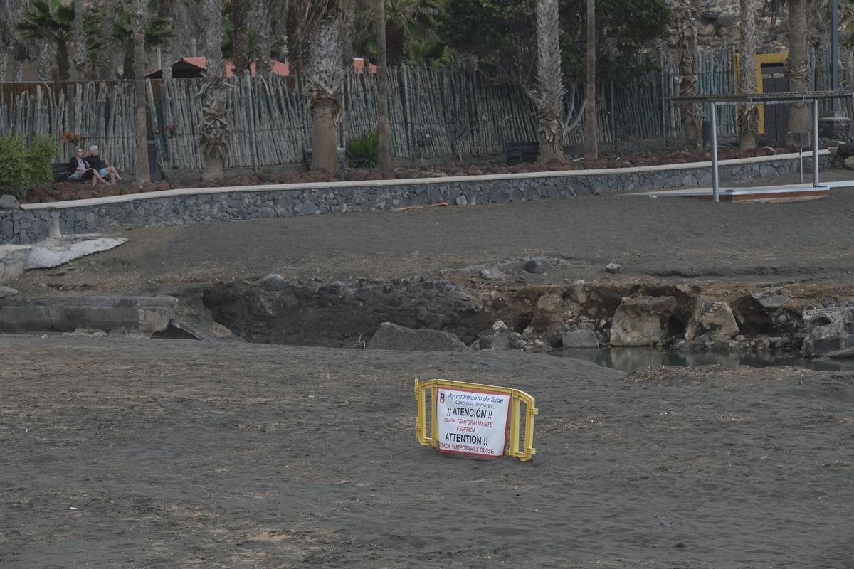Playa de Hoya del Pozo en Telde tras las lluvias que afectaron a Canarias