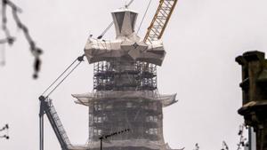 La creu de la Sagrada Família, sense part de les bastides