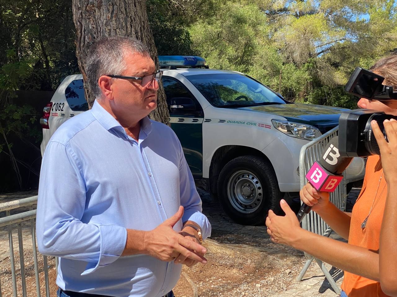 Así se derriba Casa Lola en Ibiza