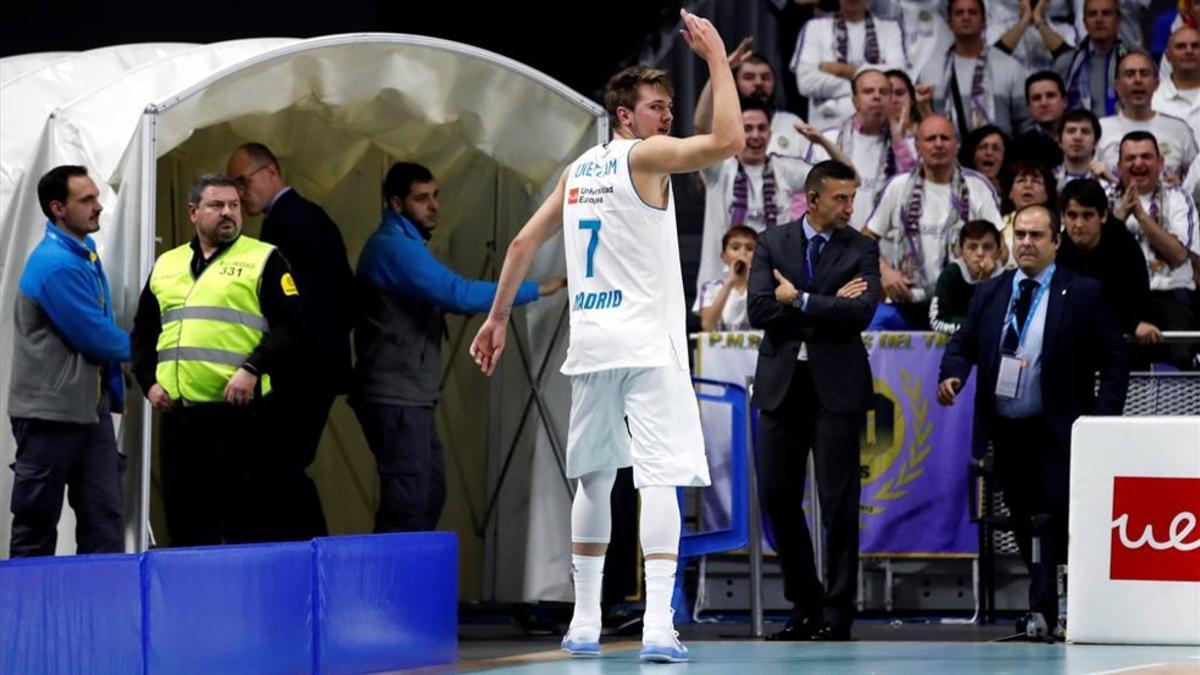 Luka Doncic acabó descalificado ante el Valencia