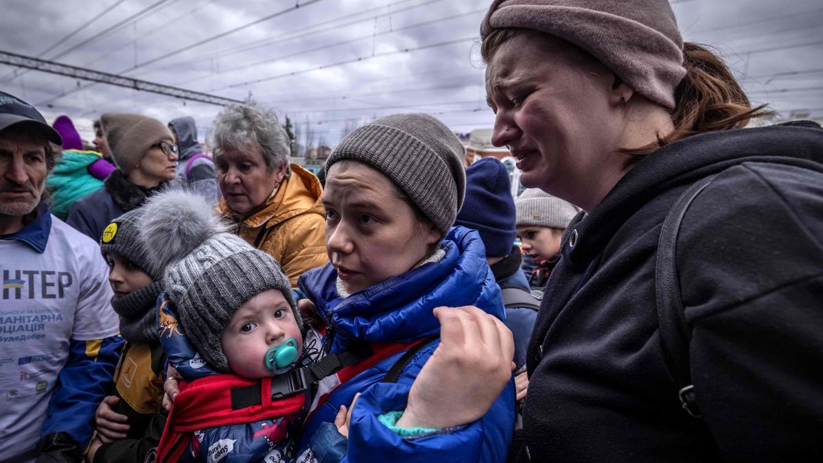 Familias huyen de Ucrania, 4 de abril de 2022