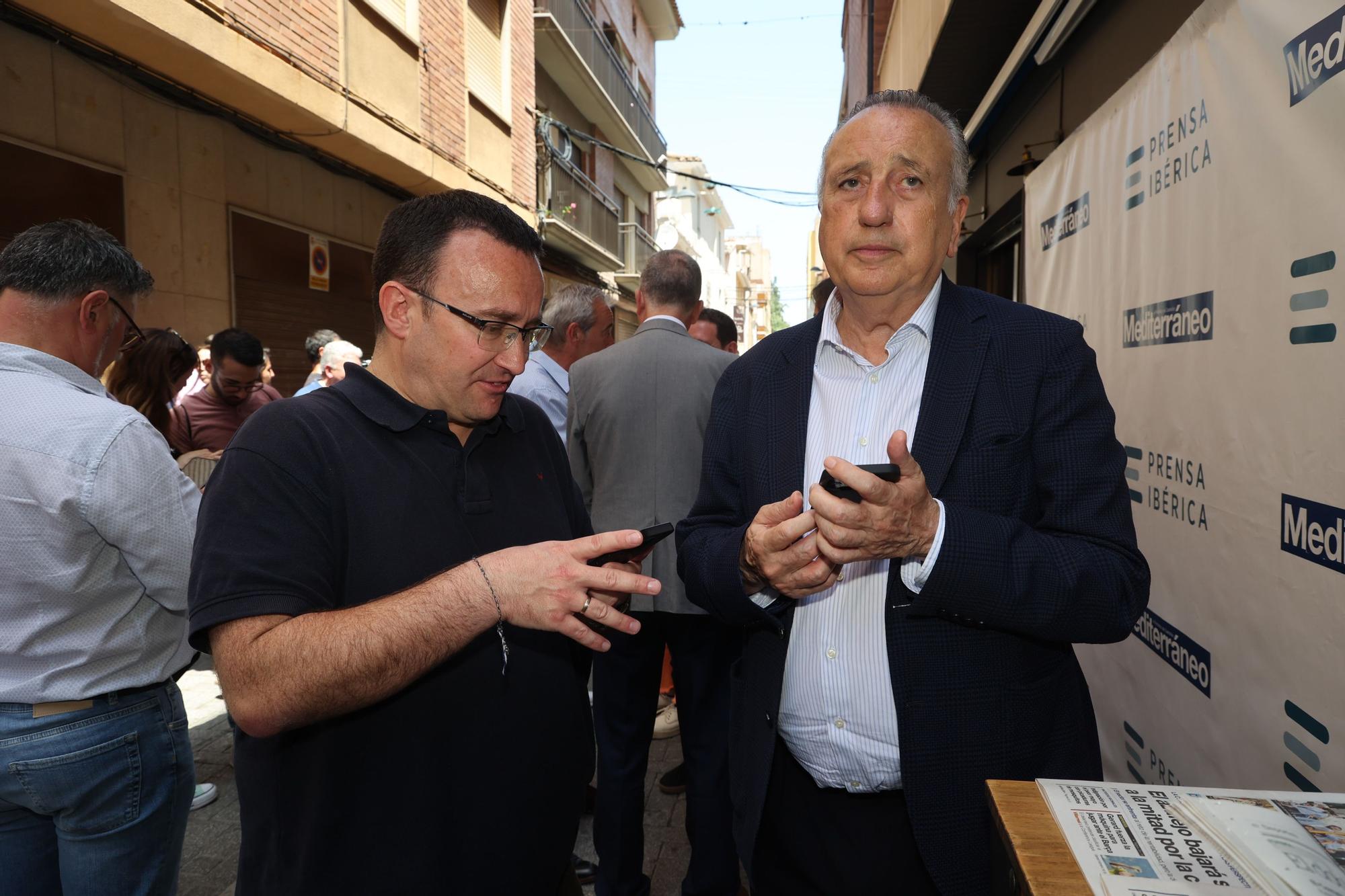 Las imágenes de la primera jornada de la Bodeguilla de 'Mediterráneo' en las fiestas de Sant Pasqual de Vila-real