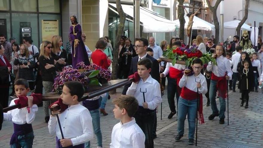 El buen tiempo fue protagonista en la Semana Santa infantil celebrada ayer