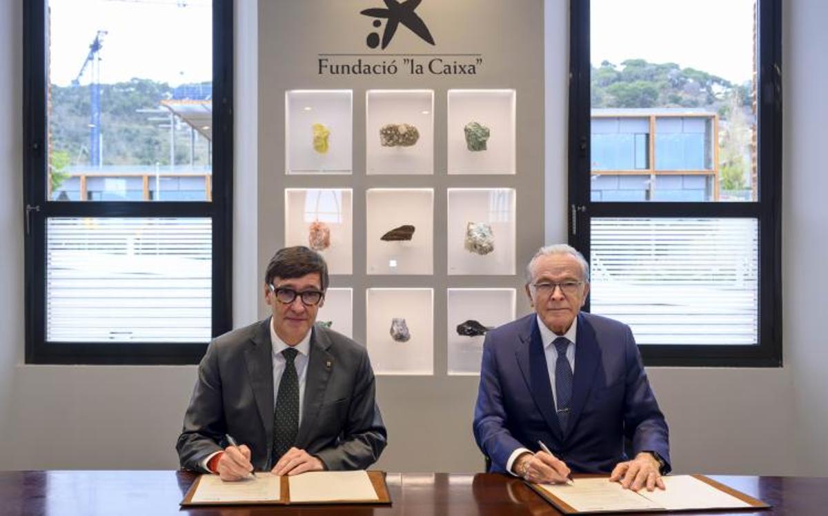 El president de la Generalitat de Catalunya, Salvador Illa, i el president de la Fundació ”la Caixa”, Isidre Fainé