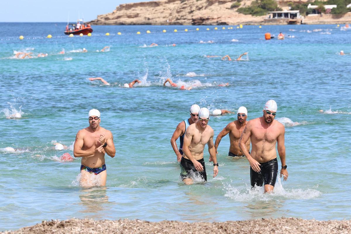 Galería: imágenes de la X edición de la Travesía Canal de Sant Antoni