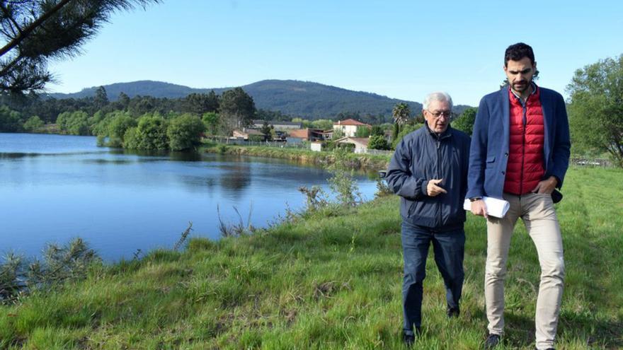 Bello, esquerda, e Fernández, dereita, en Porto Piñeiro