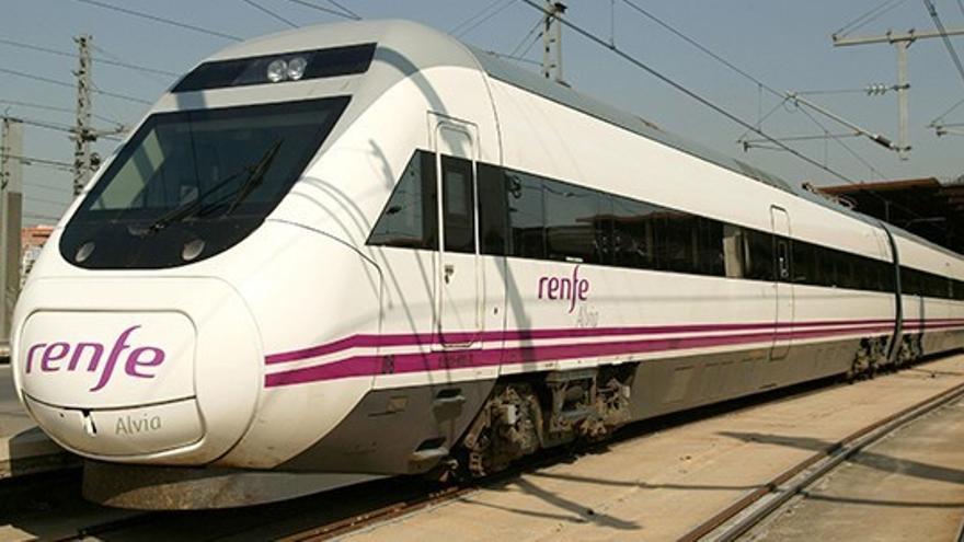 Los billetes baratos de Renfe vuelan: más de 4.200 ventas pese al caos informático