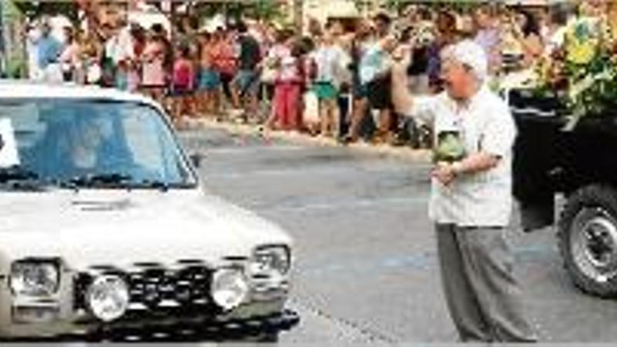 Els vehicles va ser beneïts a la plaça Catalunya de Llagostera.