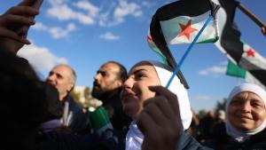 Exsoldats d’Assad ataquen les forces del Govern sirià
