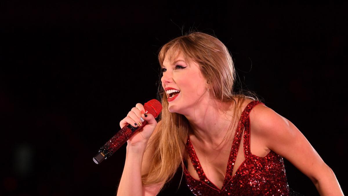 La barra de labios roja que Taylor Swift podría llevar en su concierto en Madrid