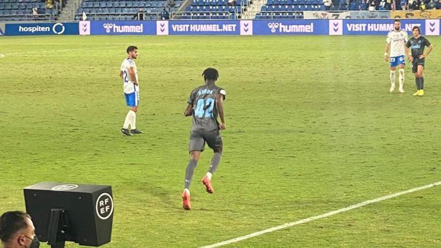 Dawda va debutar dilluns a Tenerife, on va jugar els darrers minuts del partit