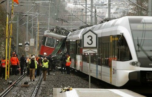 Choque de dos trenes en Suiza