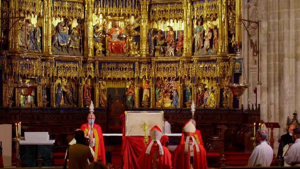 Una imagen del Santo Sudario en la Catedral de Oviedo