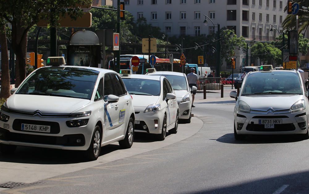 Los taxistas malagueños se suman a la huelga