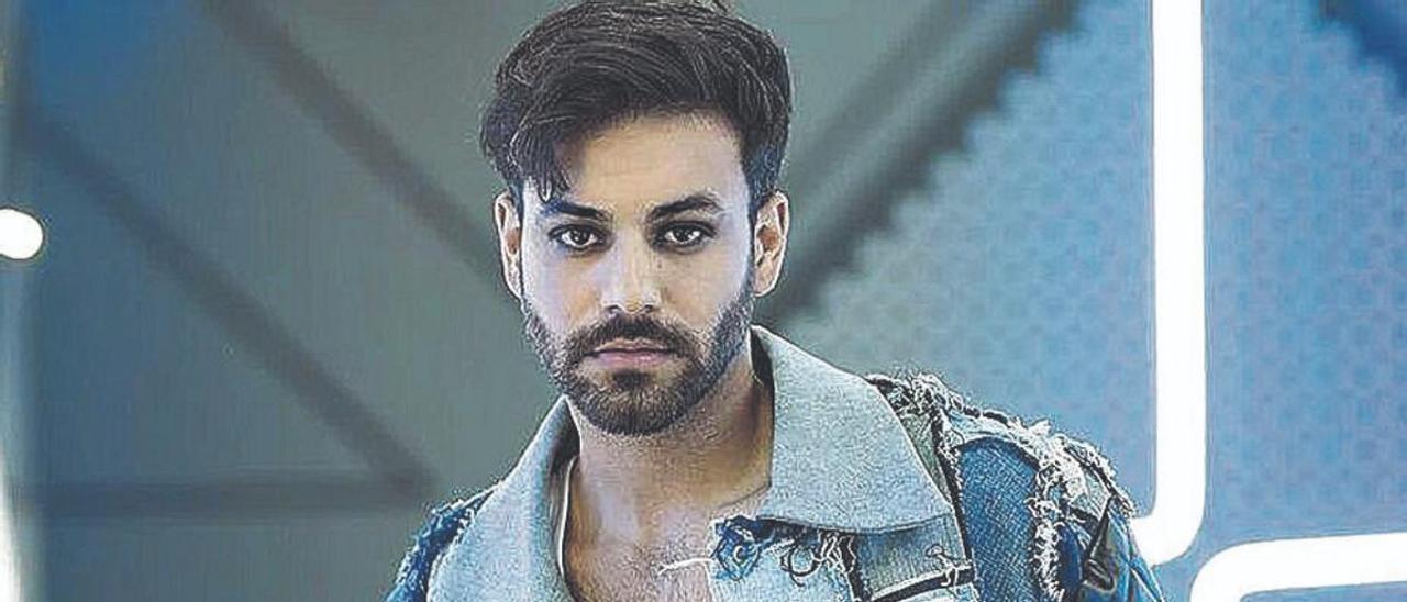 Imagen promocional del cantante Agoney