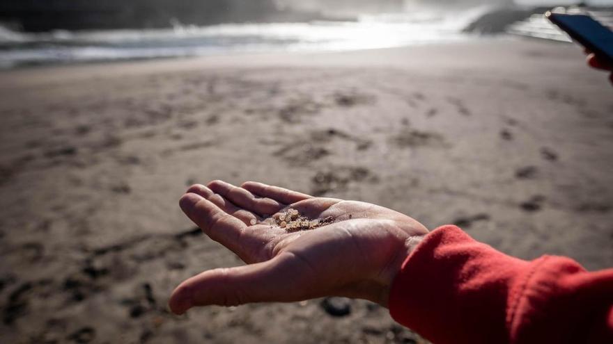 El Gobierno canario activa la situación de prealerta tras el hallazgo de pellets en Tenerife