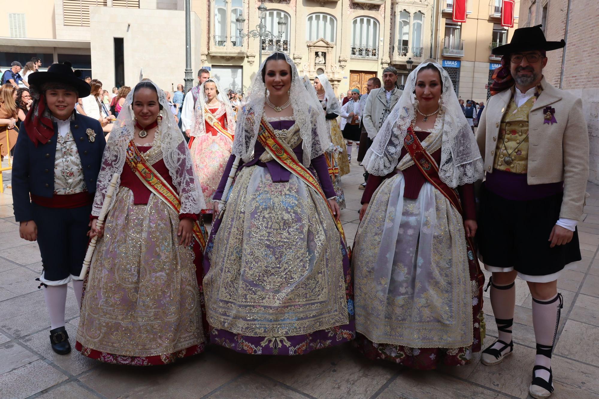 Las comisiones de falla en la Procesión de la Virgen (2/5)