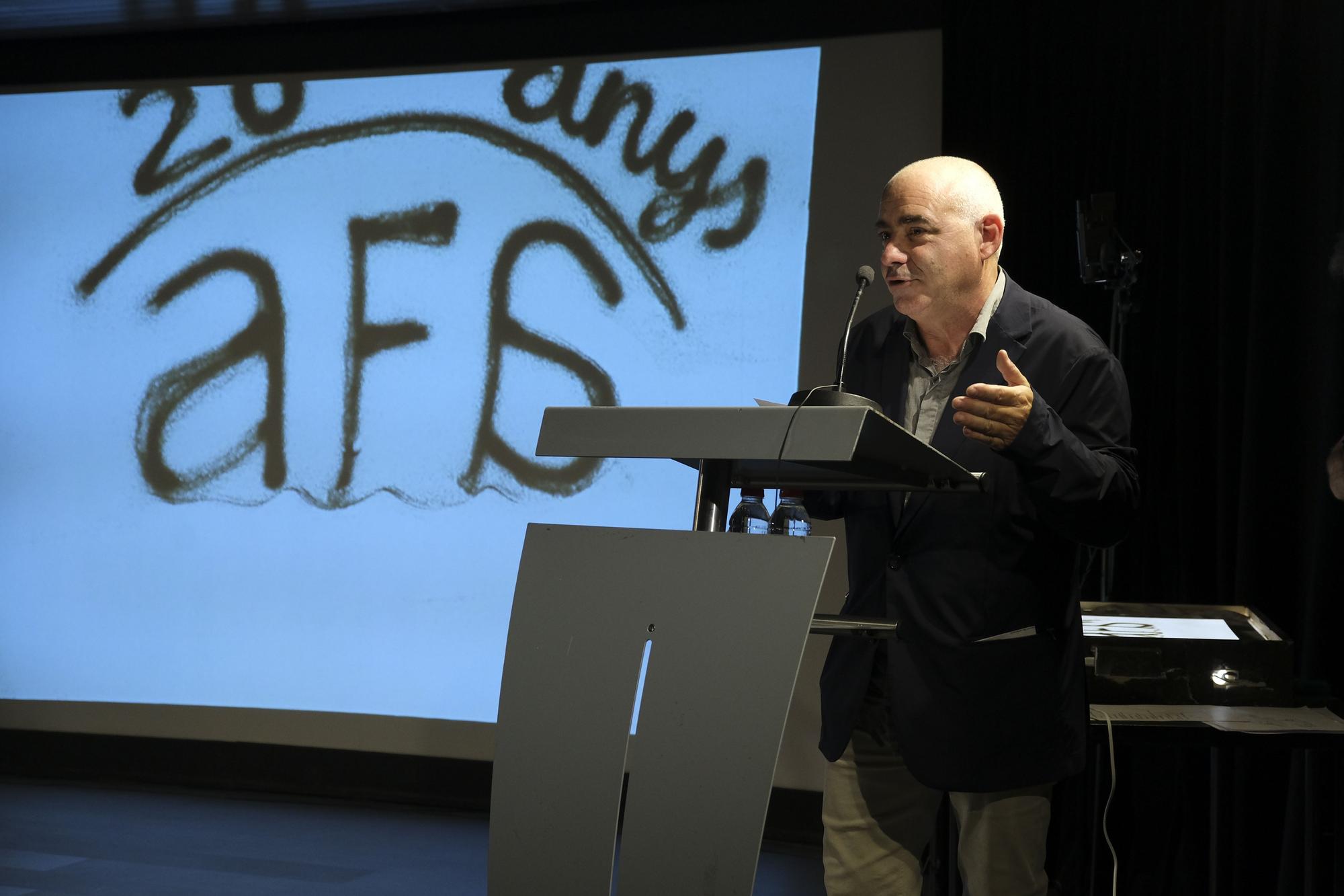 ACTE D' AGRAIMENT A L' ASSOCIACIO DE FAMILIARS DE PERSONES AMB ALZHEIMER. MANRESA-10.jpg