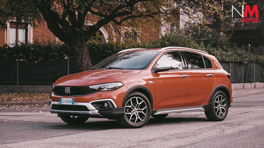 Vídeo: analizamos la gama del Fiat Tipo 2021, incluyendo la versión Cross