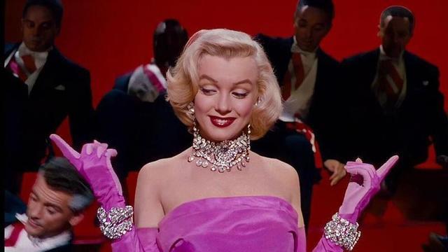 Marilyn Monroe, en una imagen de 'Los caballeros las prefieren rubias'