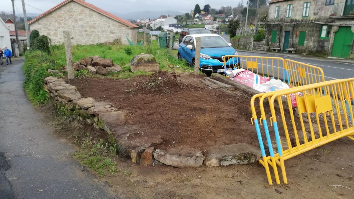 Nueva ubicación del cruceiro de Casas Novas, Mourente