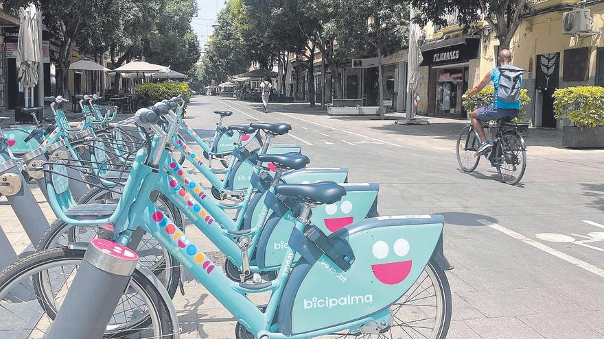 El carril bici de la calle Blanquerna de Palma, a debate